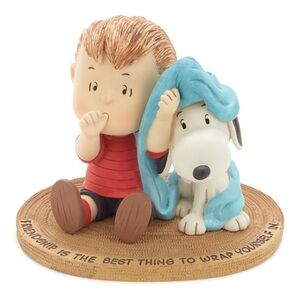 Peanuts Snoopy and Linus Dog Blanket Figurine - Red, Blue, Brown